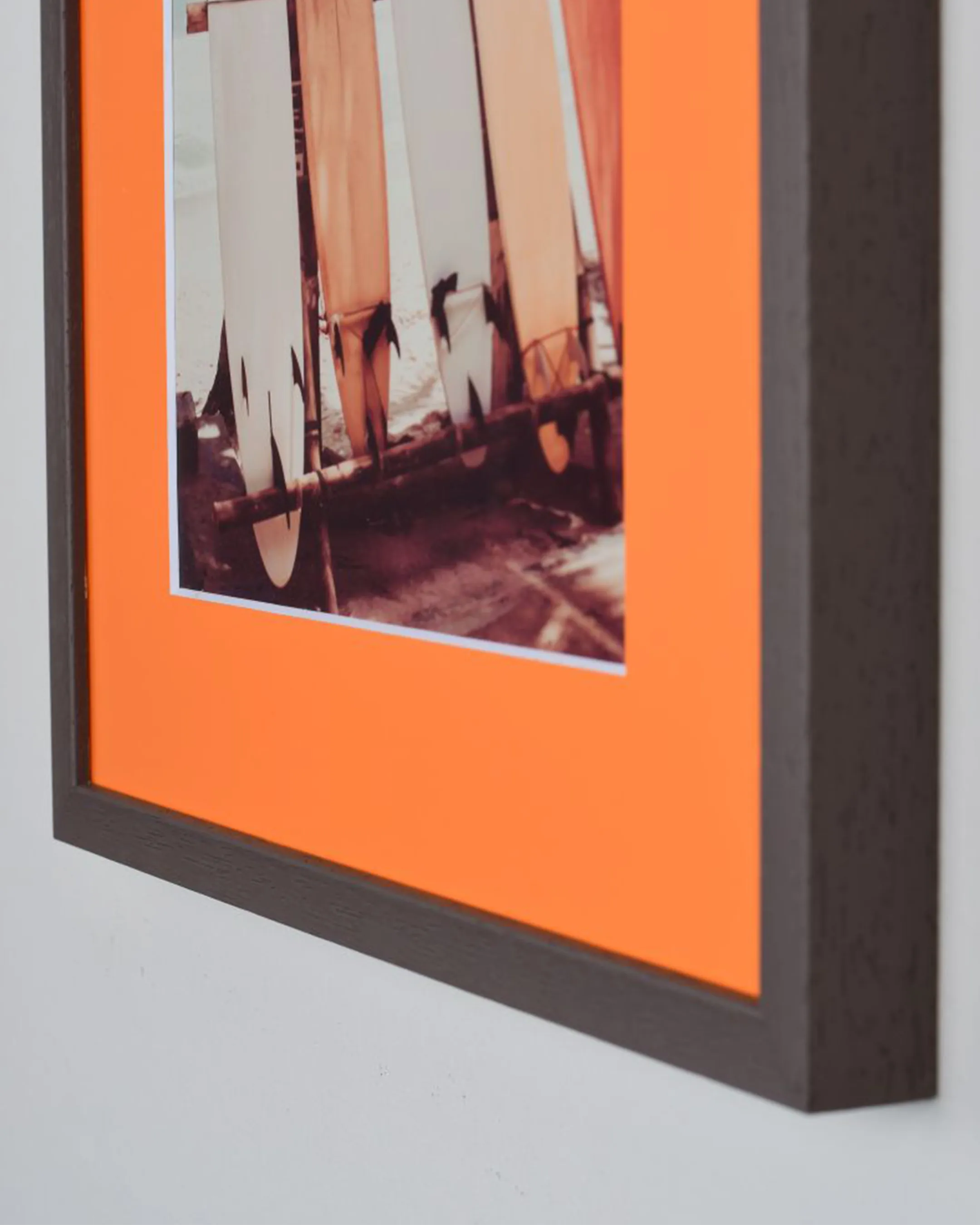 Passe-partout Oranje 10 in een interieur
