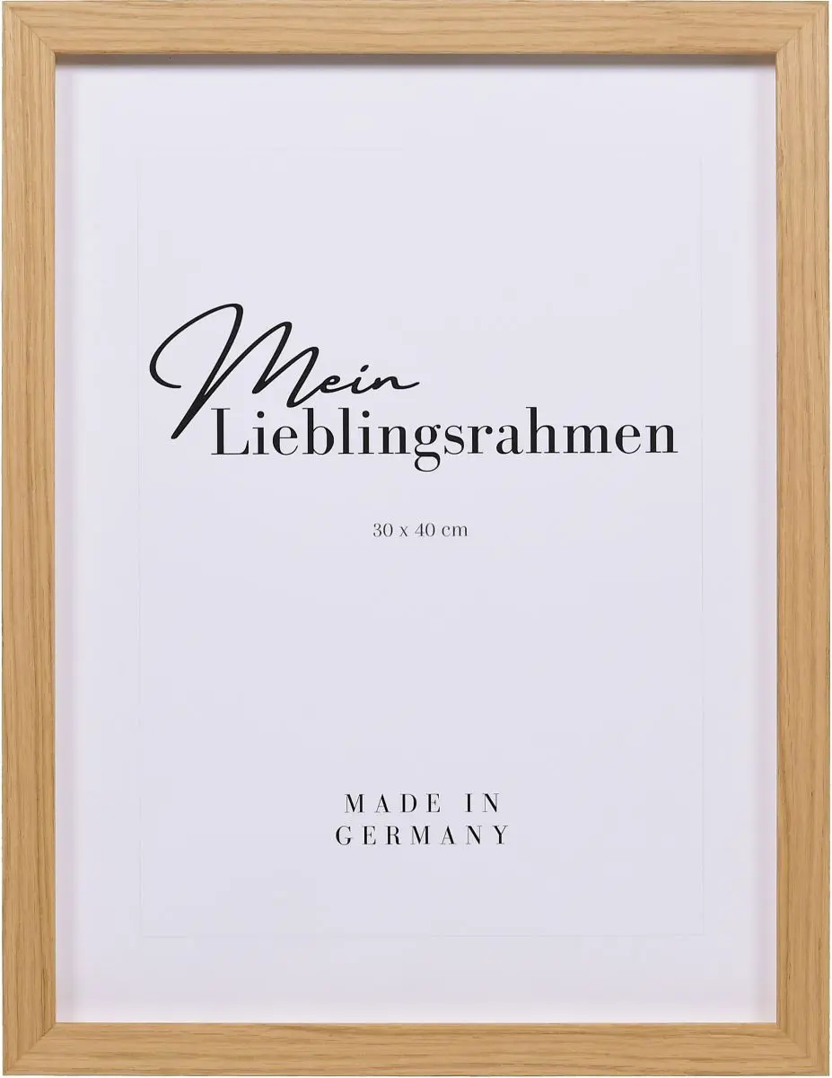 Vooraanzicht van een gefineerde massief houten lijst, 30x40 cm, in eiken met natuurlijke nerf in landelijke stijl